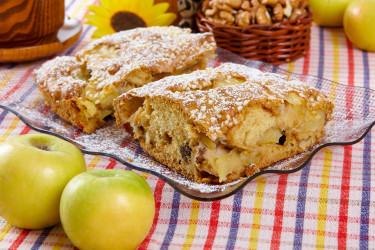 Recept na hrnčekovú bublaninu s jablkami: Tomu proste neodoláš!