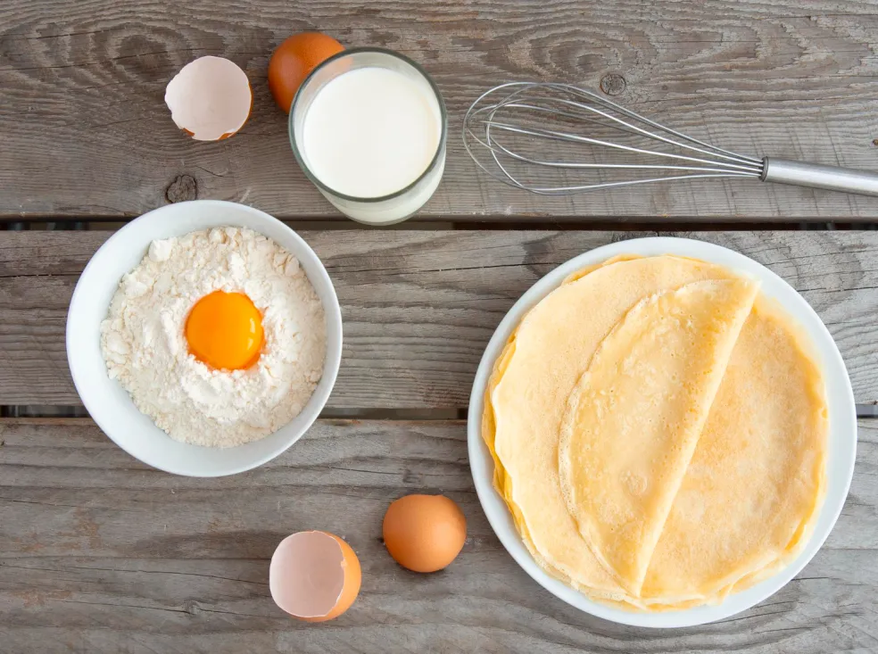 Ingrediencie na palacinky – múka, vajcia, mlieko
