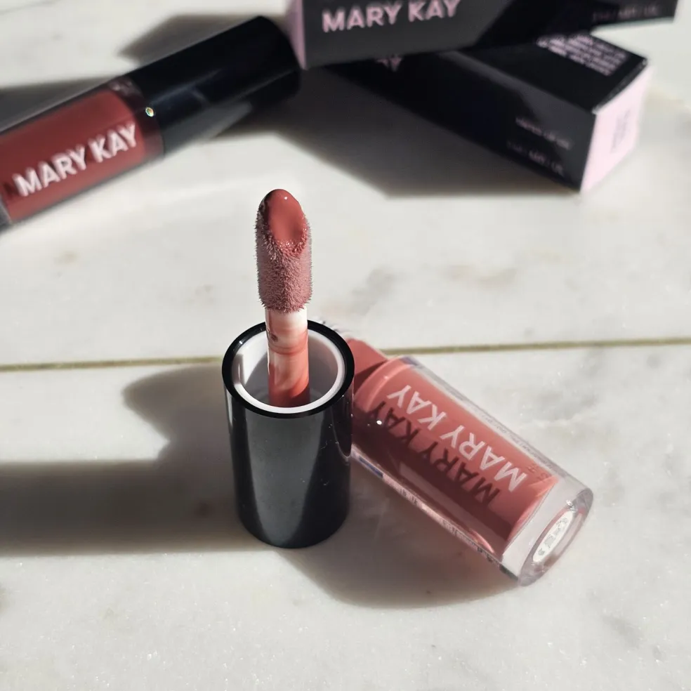 farebný olej na pery Mary Kay blush