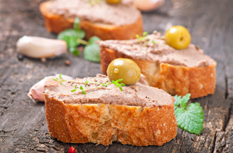 Domáca šunková nátierka: Základný recept a chutné obmeny