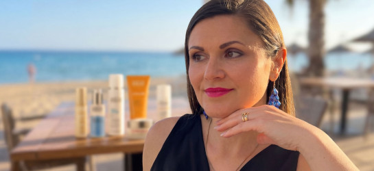 5 produktov, ktoré by nemali chýbať vo vašej kozmetickej taštičke na dovolenku